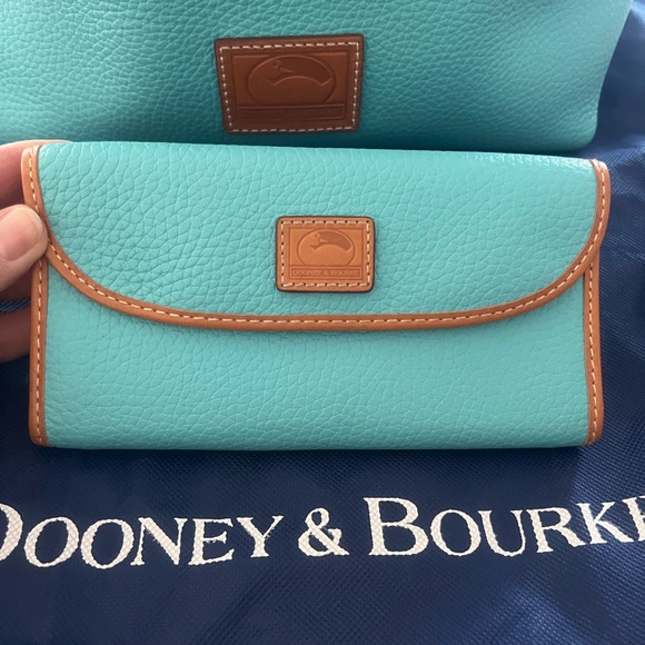 Beautiful bag and wallet. - Picture 4 of 13